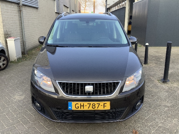 seat Alhambra 1.4 TSI euro95 Bruin metallic 