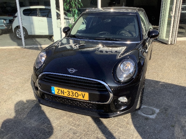 mini One business edition 1.5 one business euro95 Zwart 