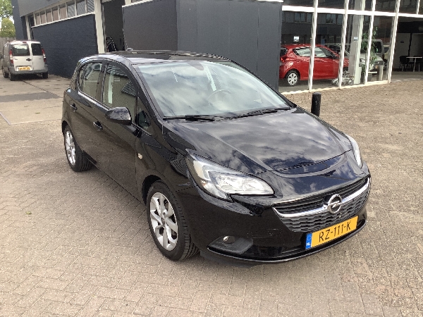 opel Corsa 1.4 euro95 Zwart metallic 